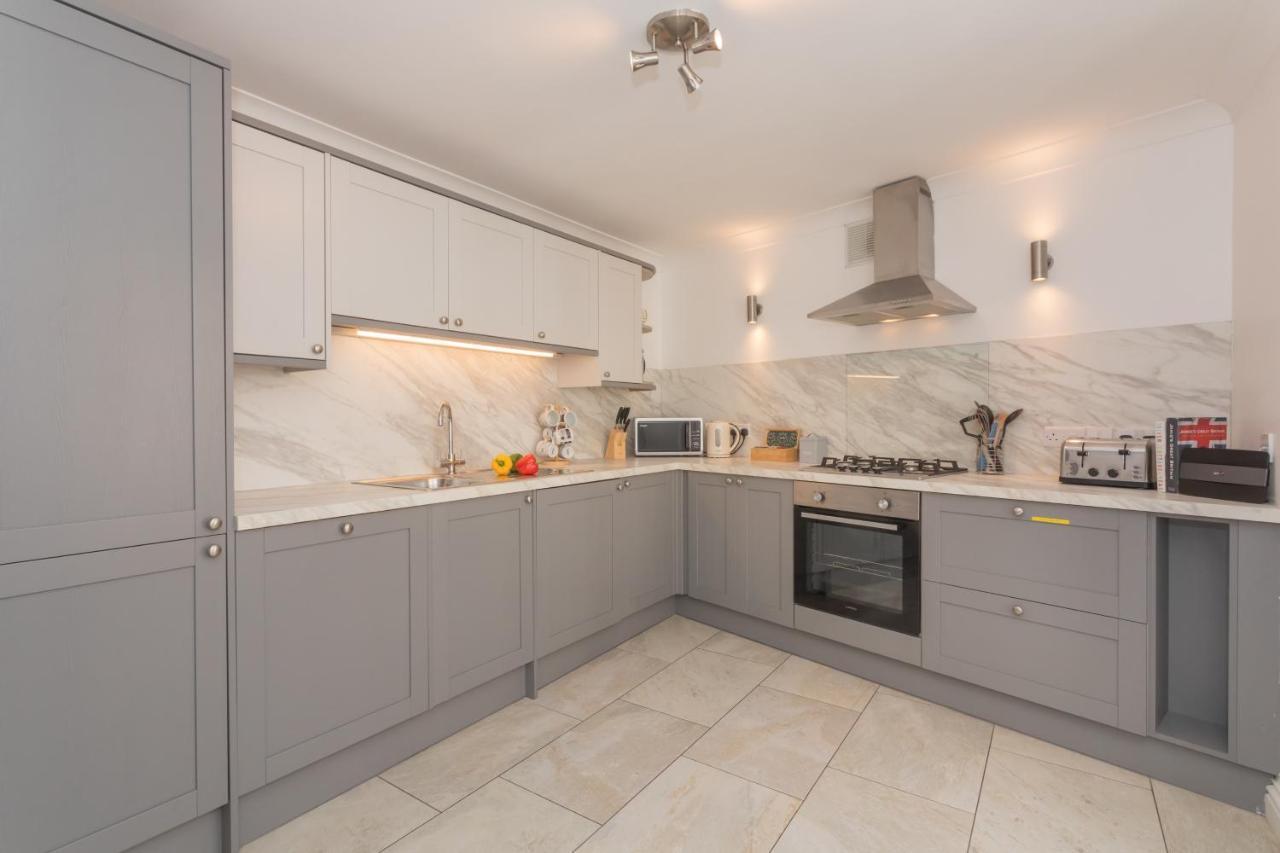 Crescent Mews Apartment Bath Bagian luar foto