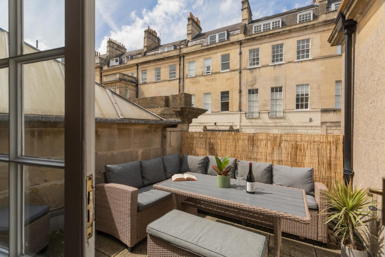 Crescent Mews Apartment Bath Bagian luar foto