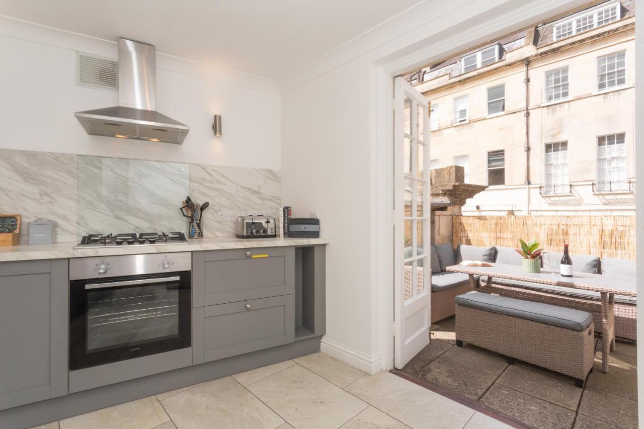Crescent Mews Apartment Bath Bagian luar foto