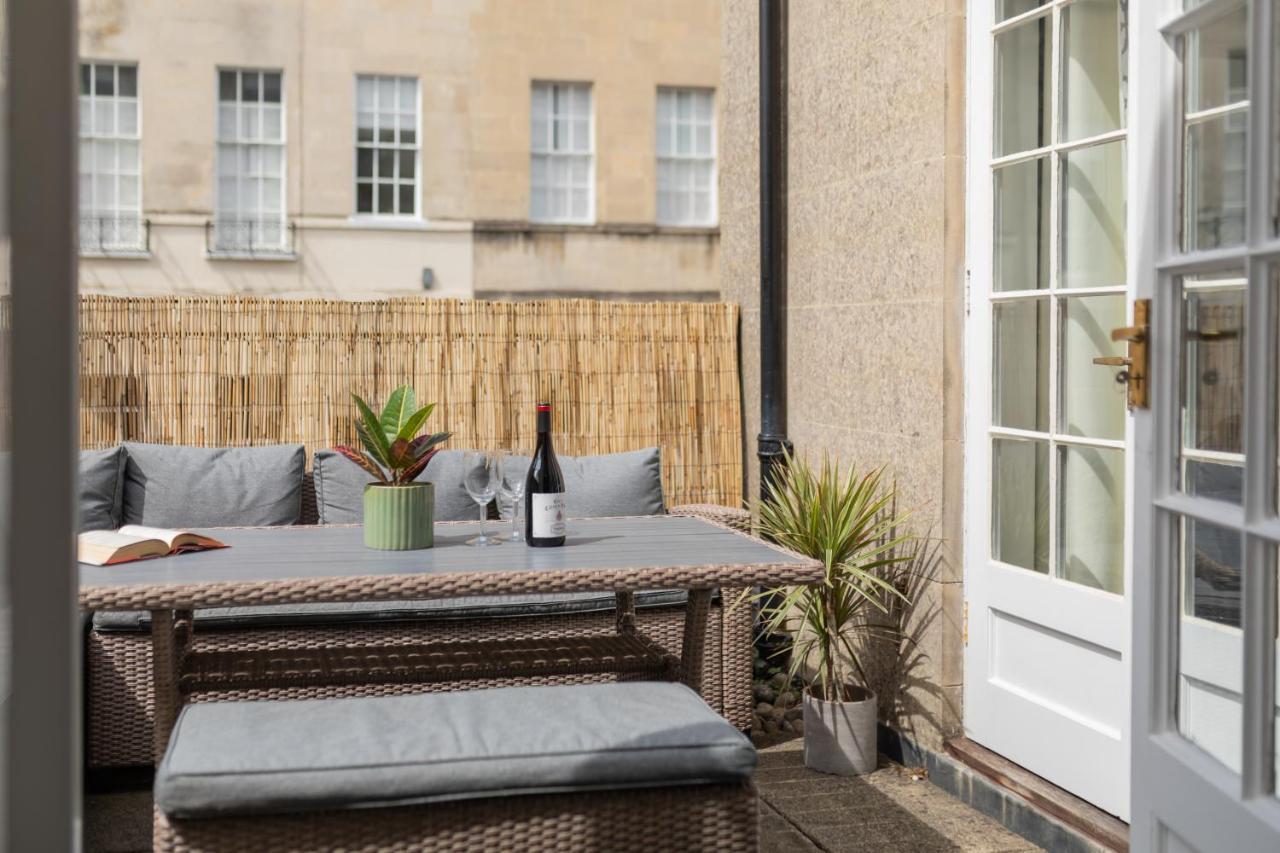 Crescent Mews Apartment Bath Bagian luar foto